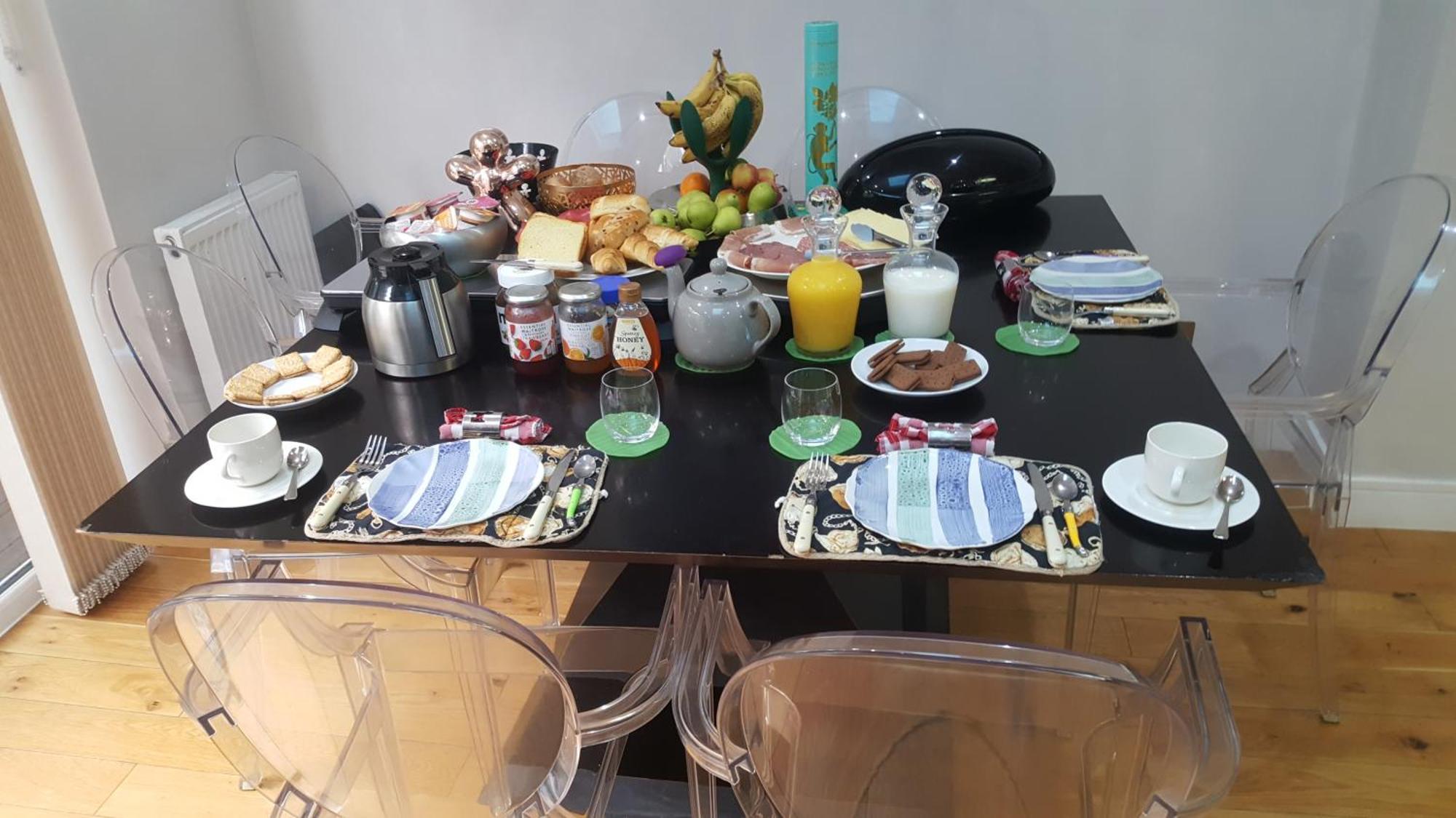 Family Home With Easy Commute To London! Croydon Eksteriør billede