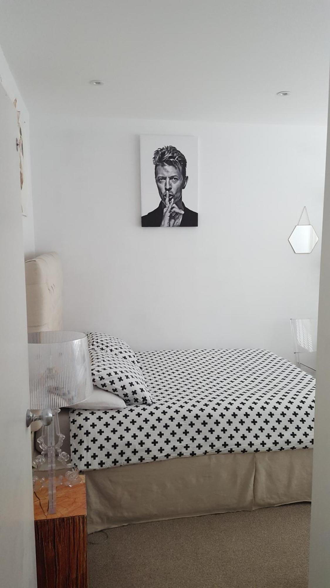 Family Home With Easy Commute To London! Croydon Eksteriør billede