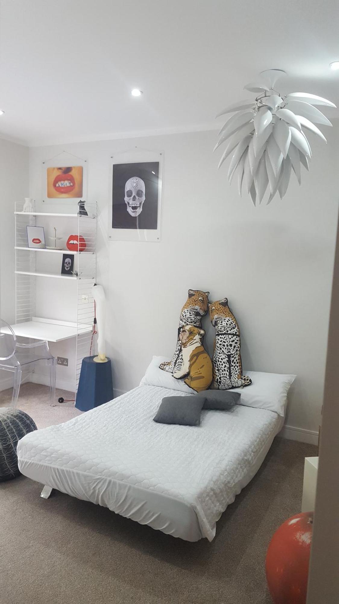Family Home With Easy Commute To London! Croydon Eksteriør billede